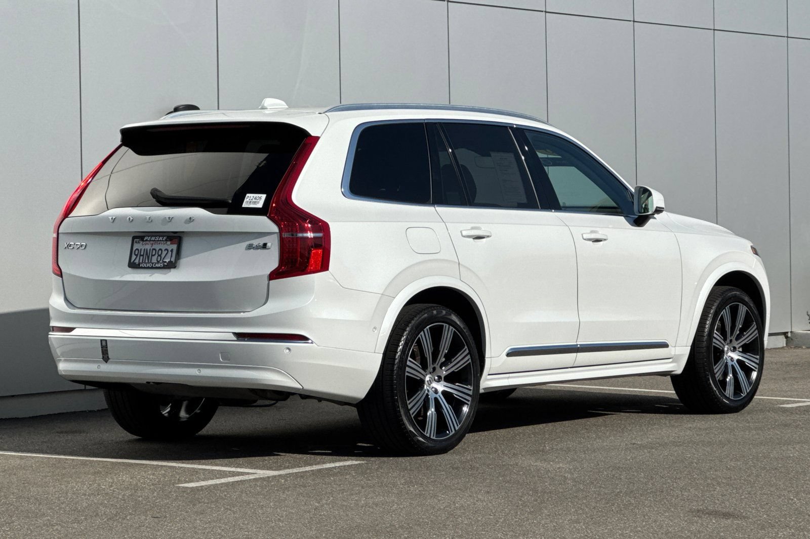 Used 2023 Volvo XC90 B6 Ultimate w/ Protection Package Premier AWD/4WD image 5