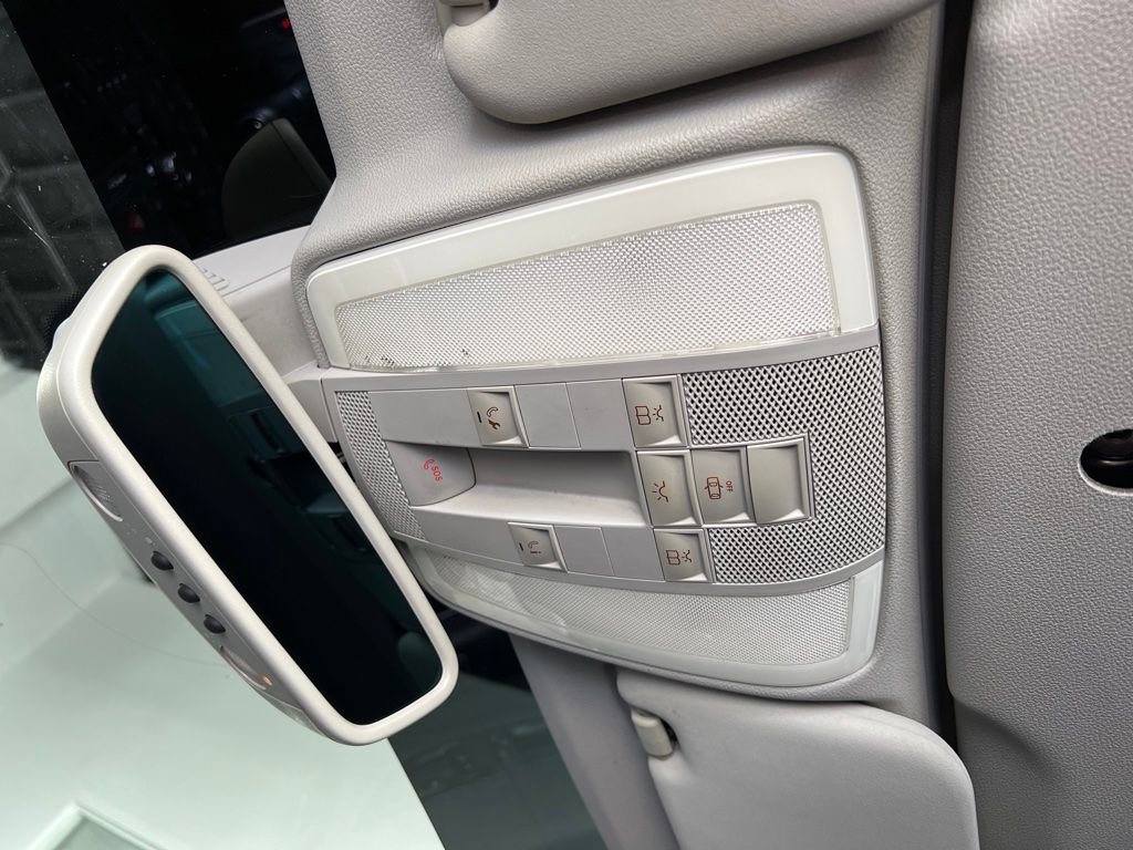 Used 2013 Mercedes-Benz E 350 Cabriolet image 29