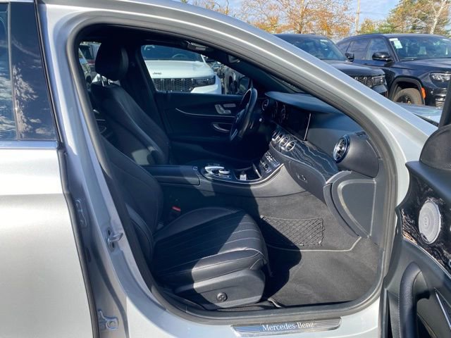 Used 2019 Mercedes-Benz E 300 4MATIC image 31