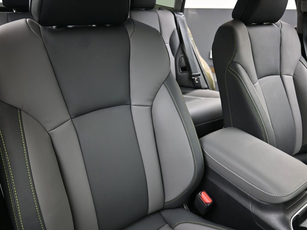 Certified 2025 Subaru Outback Onyx Edition image 14
