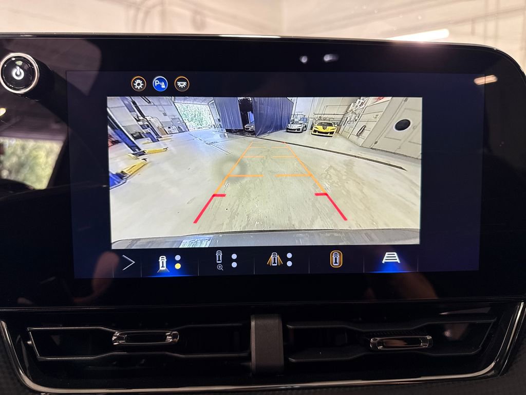 New 2026 Chevrolet Equinox RS w/ Safety and Technology Package AWD/4WD image 16