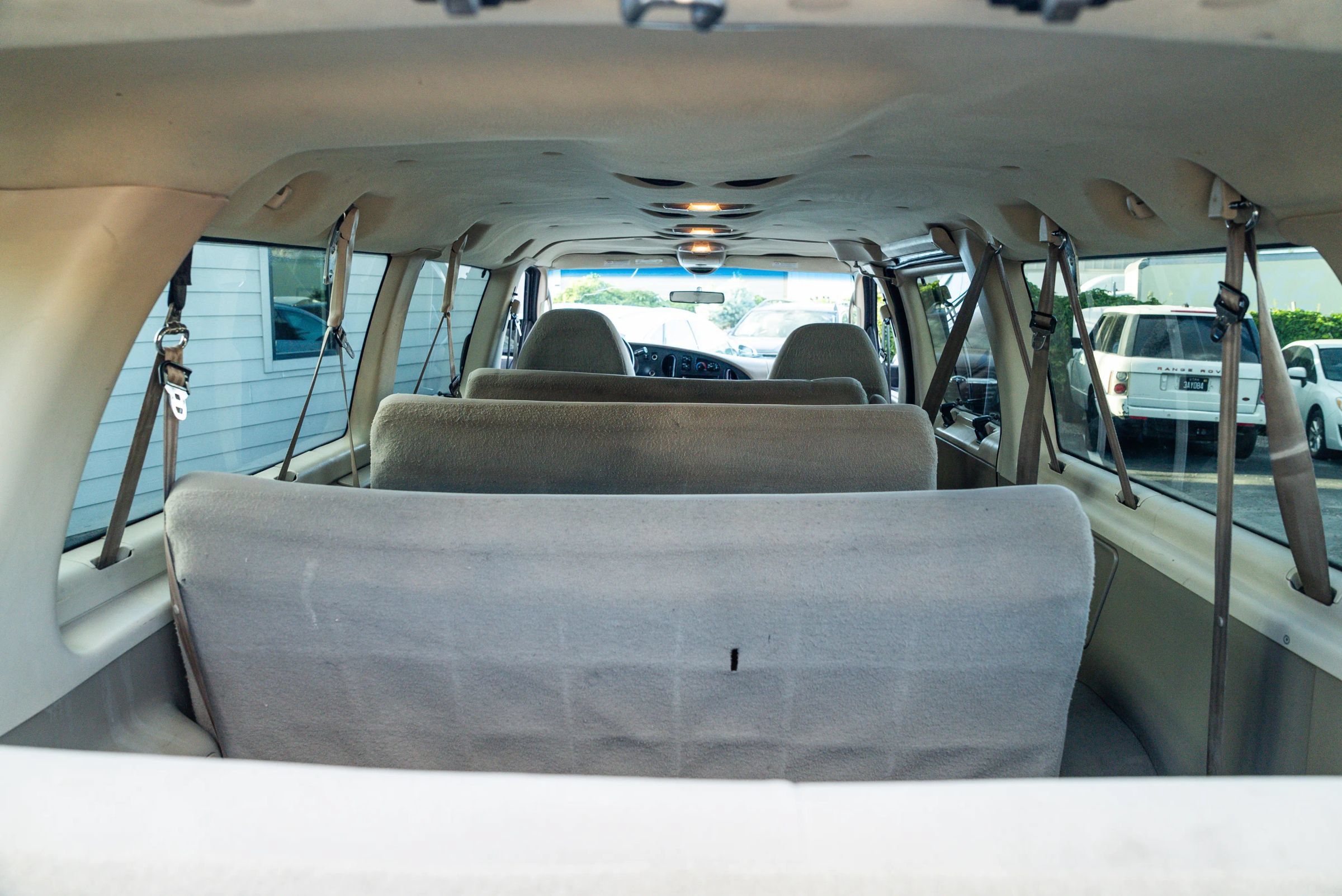 Used 2006 Ford E-350 and Econoline 350 XL RWD image 19