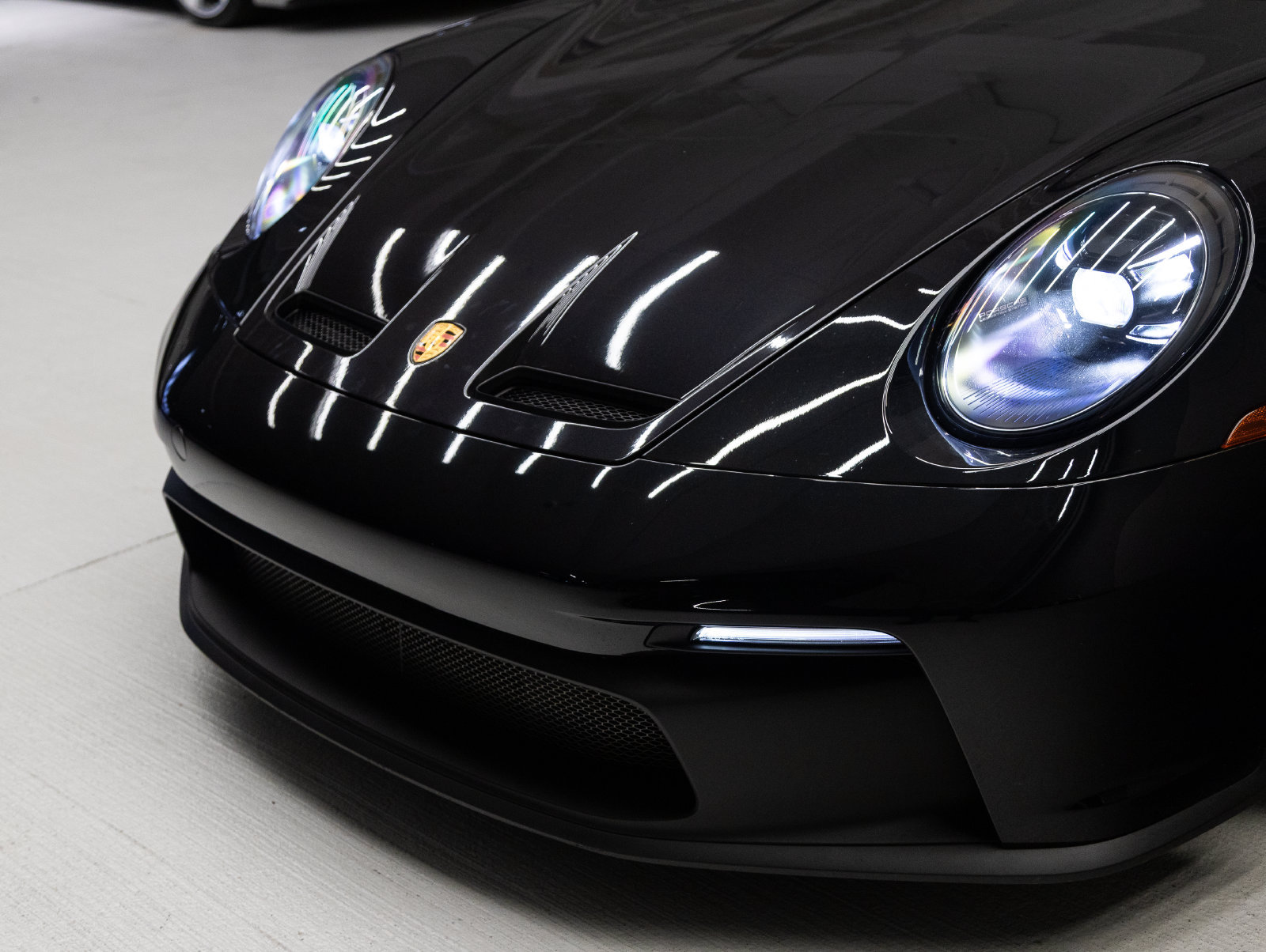 Certified 2022 Porsche 911 GT3 RWD image 36
