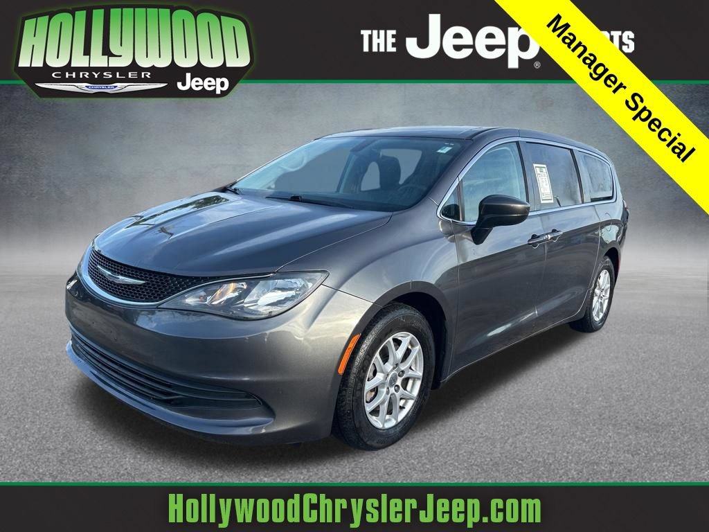 Used 2017 Chrysler Pacifica LX