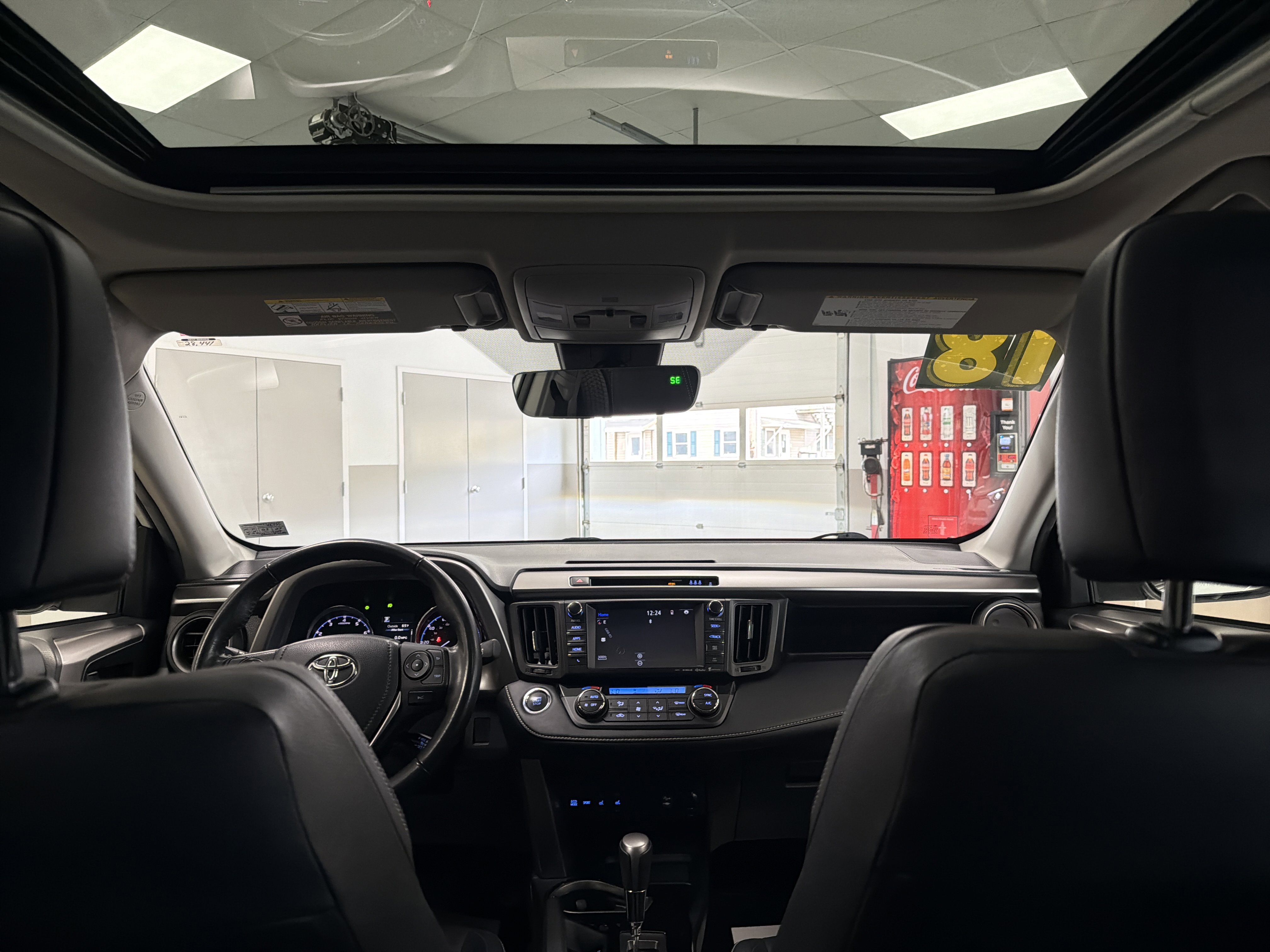 Used 2018 Toyota RAV4 Limited w/ All Weather Liner Package AWD/4WD image 19