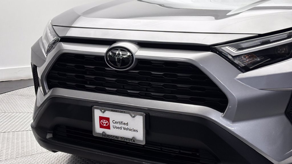 Certified 2025 Toyota RAV4 LE FWD image 2