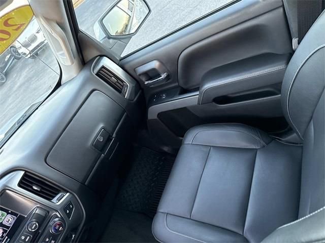 Used 2018 Chevrolet Silverado 1500 LT w/ All Star Edition image 28