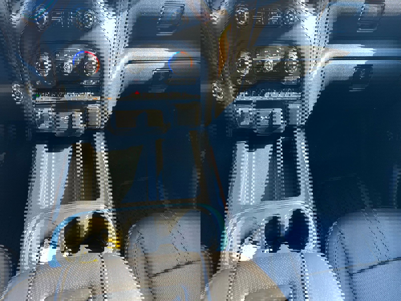 Used 2019 Chevrolet Silverado 1500 High Country w/ Z71 Off-Road Package image 36