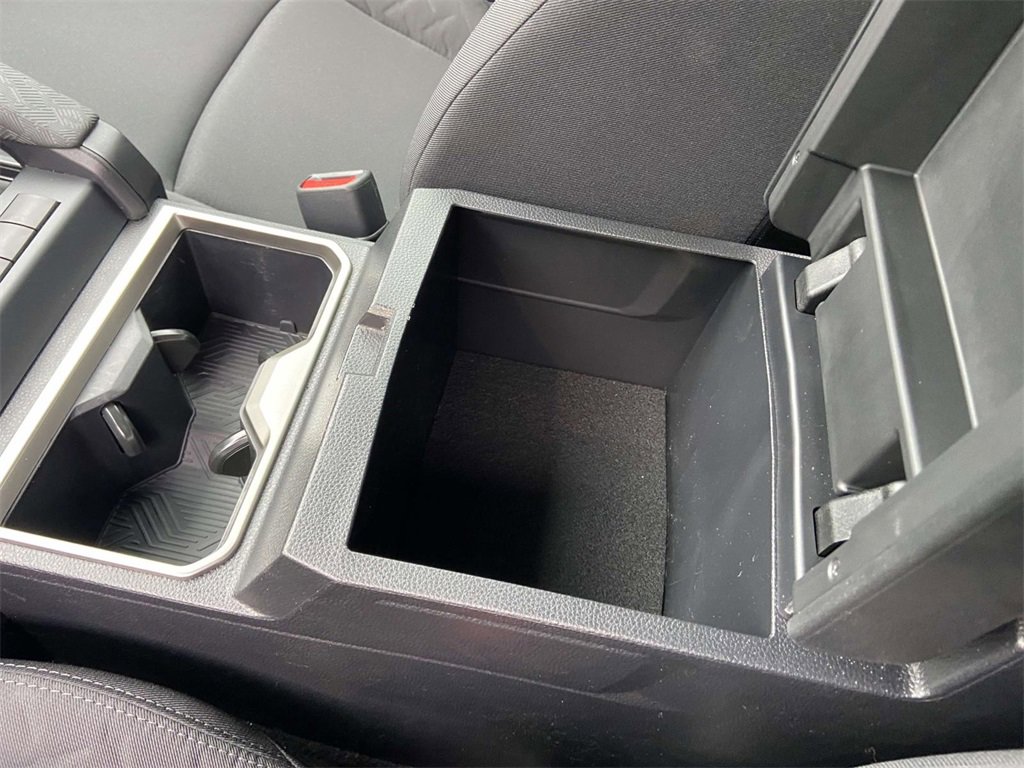 Used 2025 Toyota Tacoma SR5 image 27