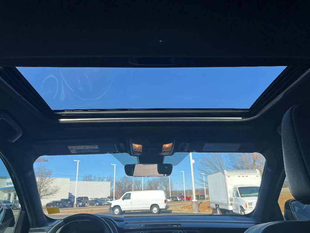 Used 2018 Toyota RAV4 SE w/ Power Extra Value Package image 15