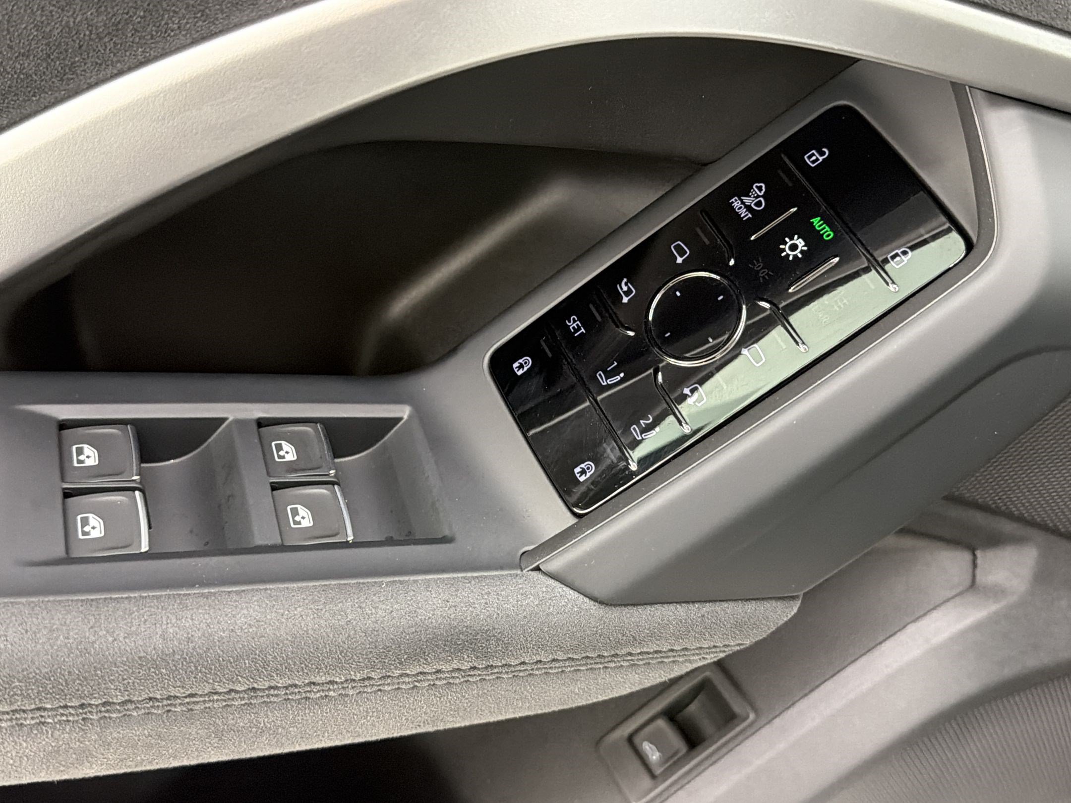 New 2026 Audi SQ5 Premium Plus AWD/4WD image 24