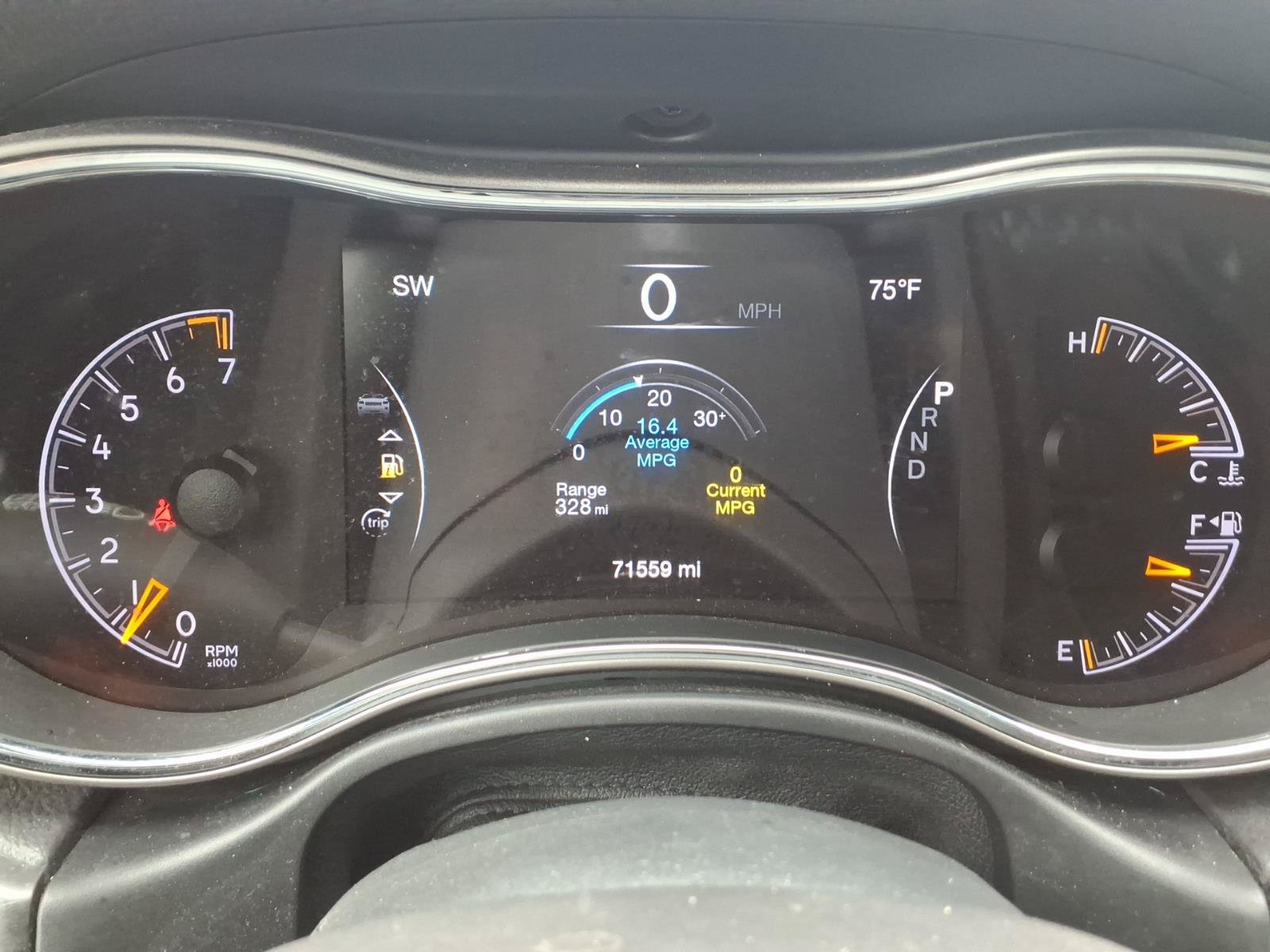 Used 2018 Jeep Grand Cherokee Laredo AWD/4WD image 17