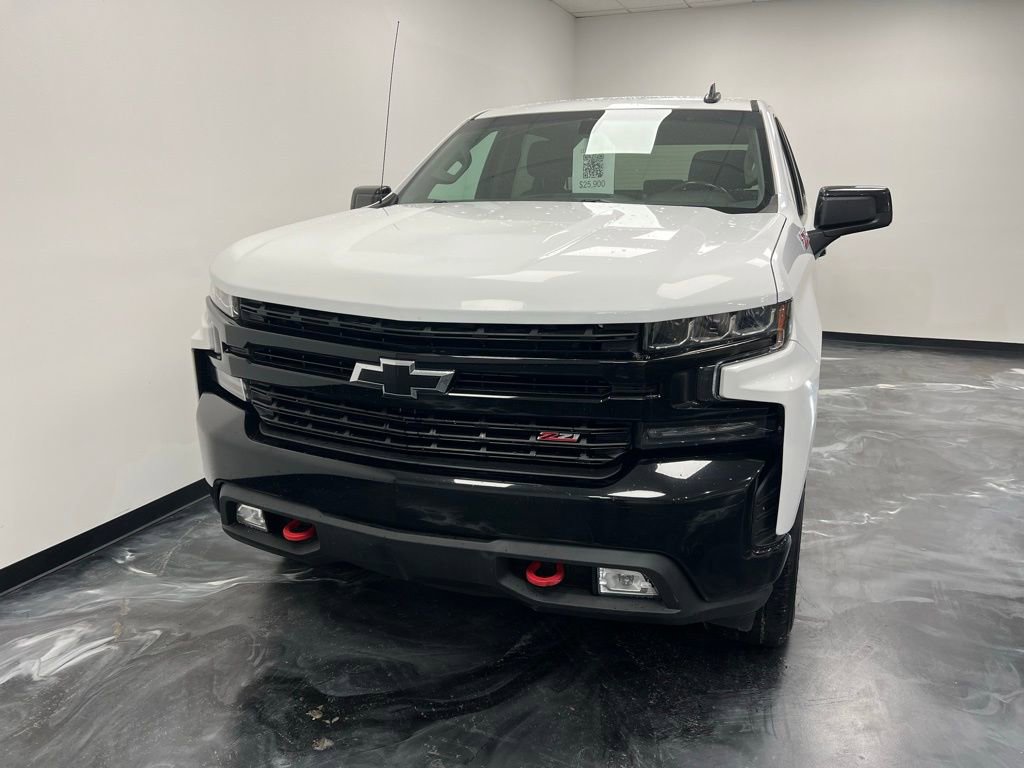 Used 2019 Chevrolet Silverado 1500 LT Trail Boss image 3