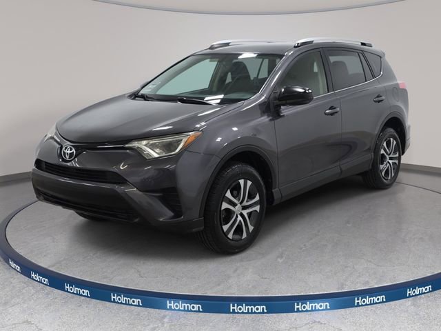 Used 2016 Toyota RAV4 LE FWD image 1