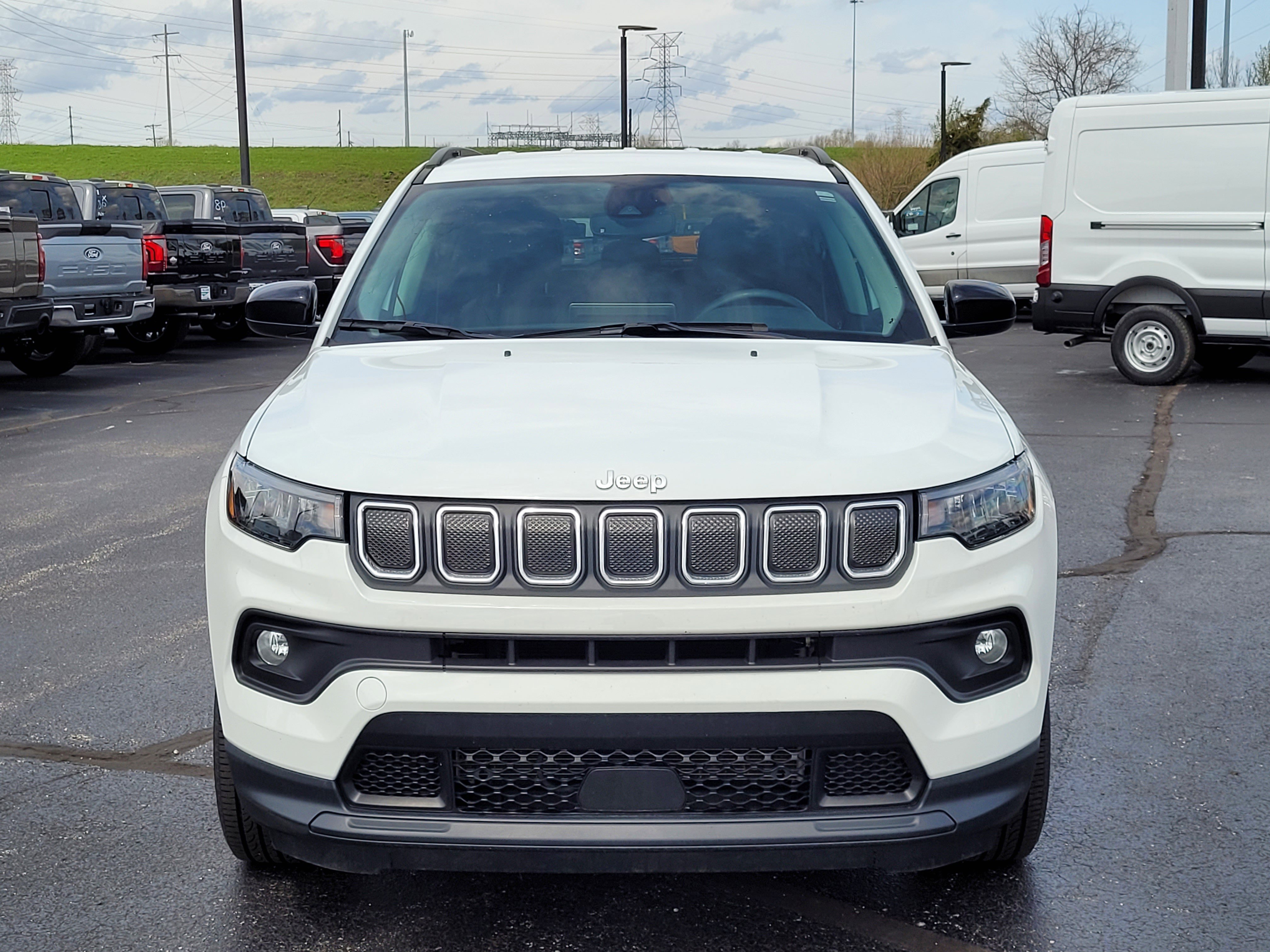 Used 2022 Jeep Compass Latitude image 9