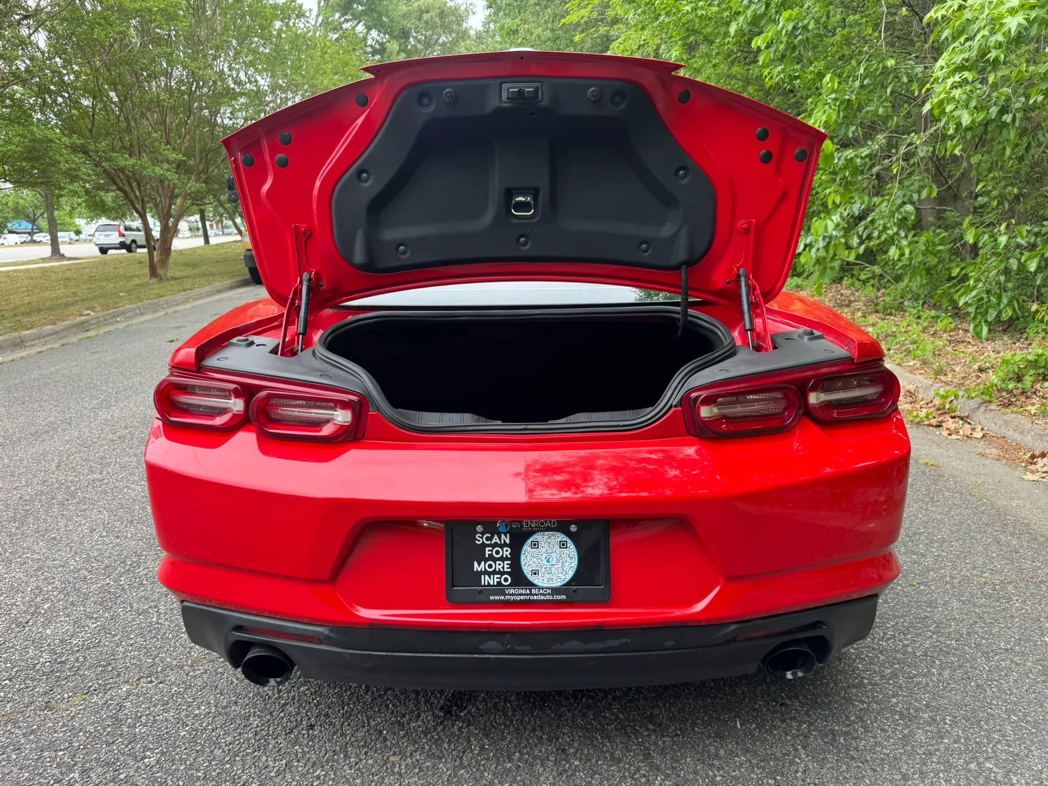 Used 2022 Chevrolet Camaro LS RWD image 8