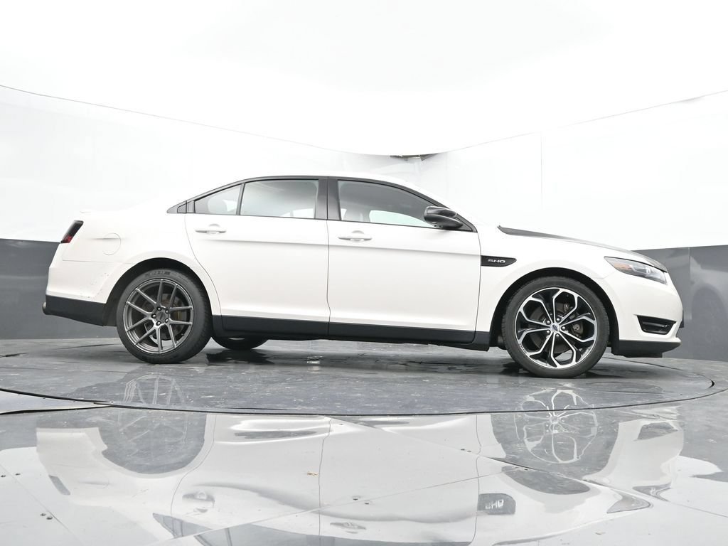Used 2017 Ford Taurus SHO AWD/4WD image 44