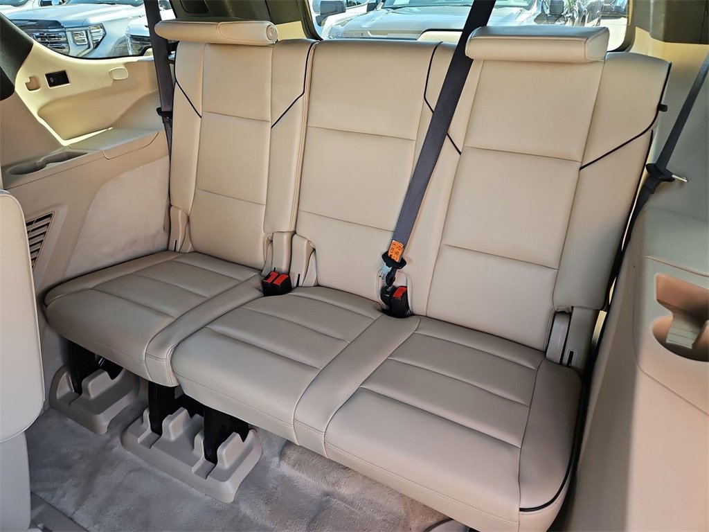 Certified 2023 Cadillac Escalade Premium Luxury w/ Performance Package image 27