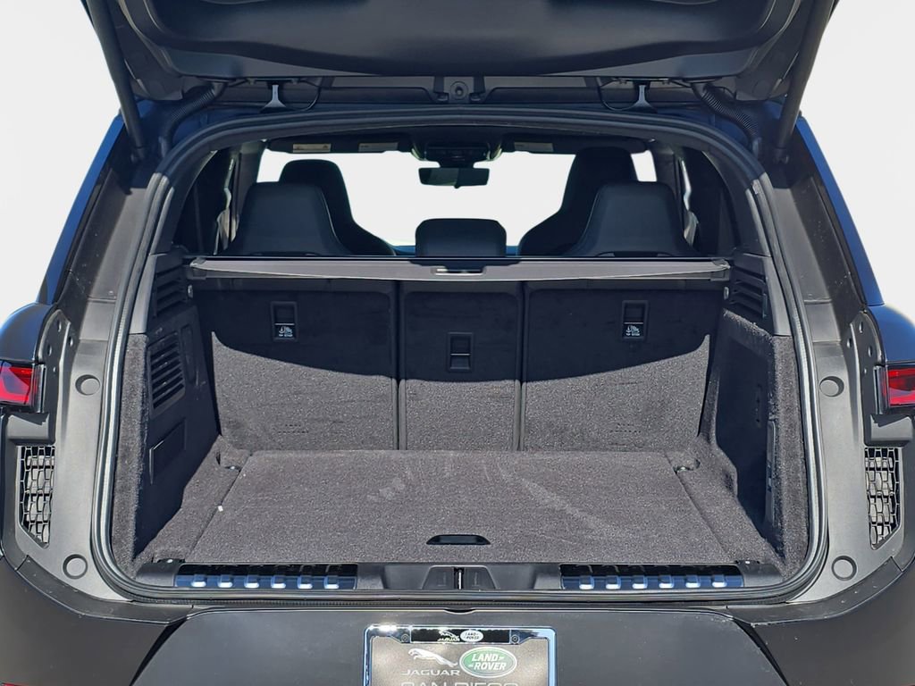 New 2026 Land Rover Range Rover Sport SV image 12