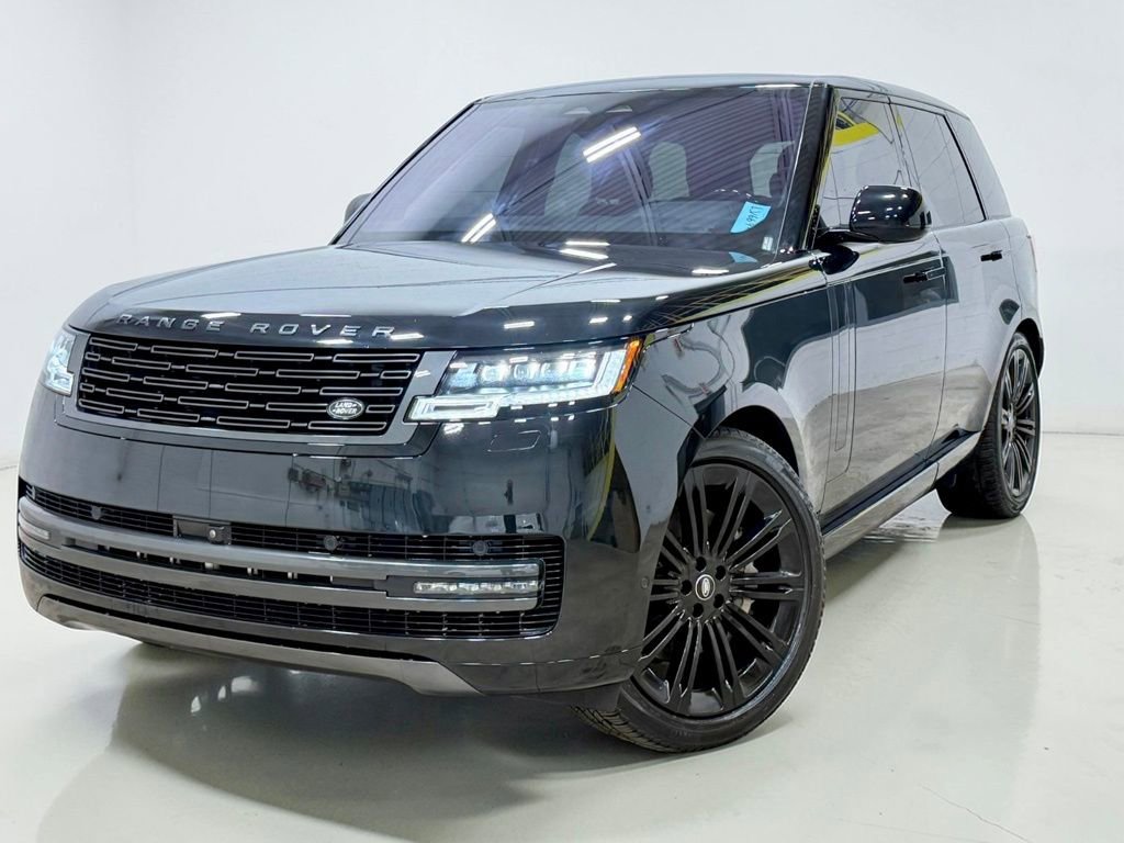 Used 2023 Land Rover Range Rover SE image 7
