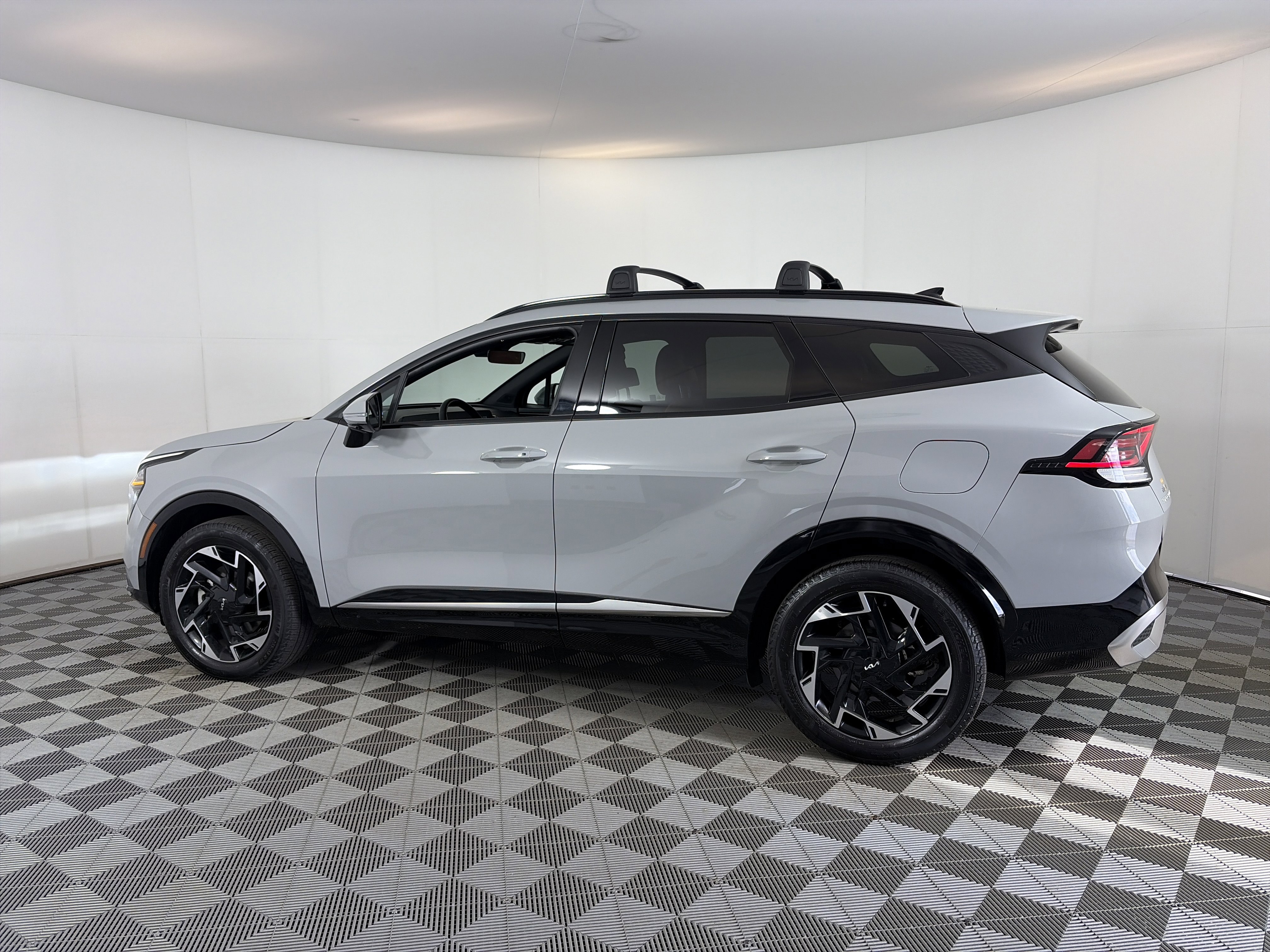 Used 2024 Kia Sportage SX AWD/4WD image 8