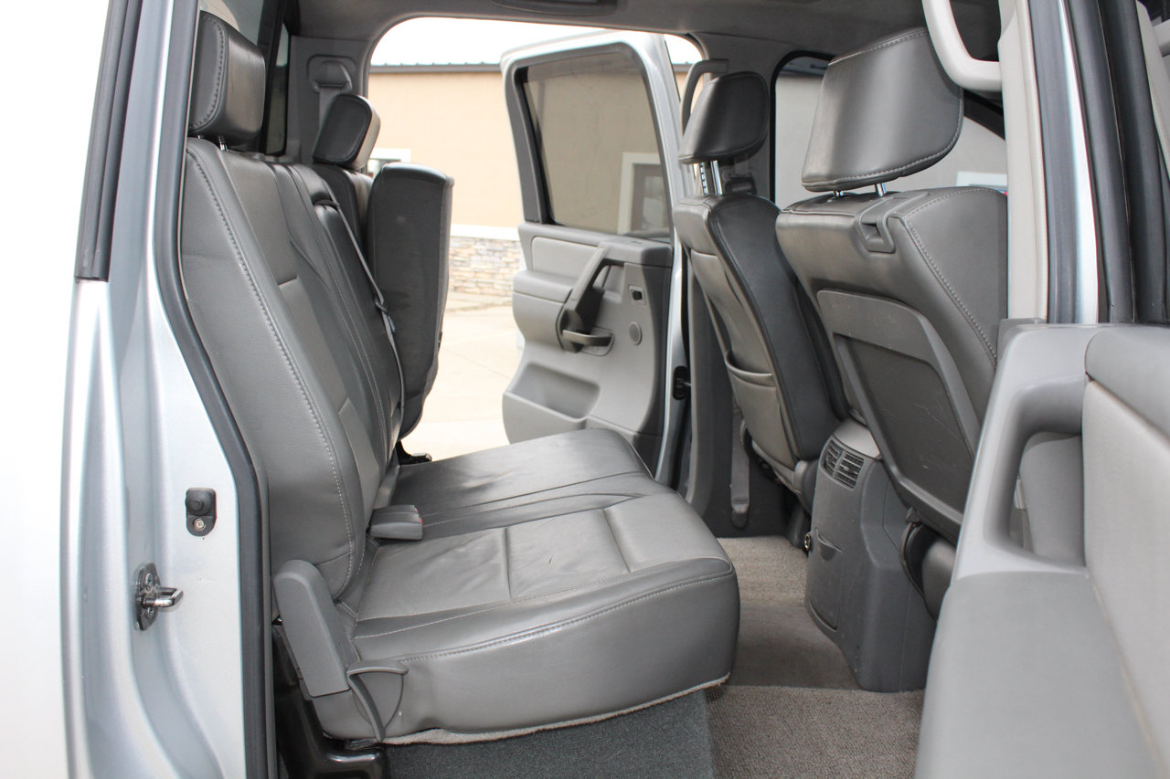 Used 2006 Nissan Titan LE w/ (R02) LE Off-Road Pkg image 64