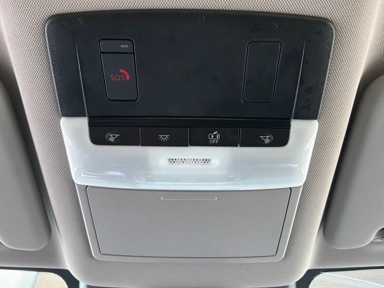 Used 2025 Nissan Rogue SV FWD image 16