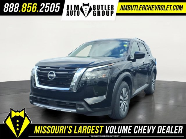 Used 2025 Nissan Pathfinder SL AWD/4WD image 1