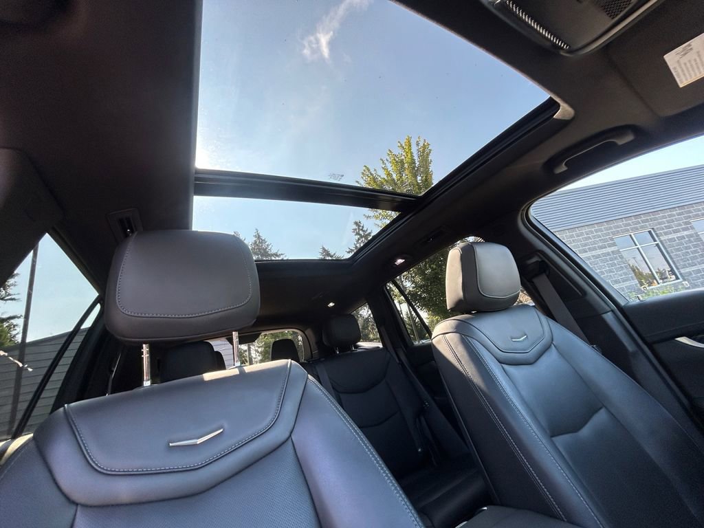 Used 2024 Cadillac XT6 Premium Luxury image 28
