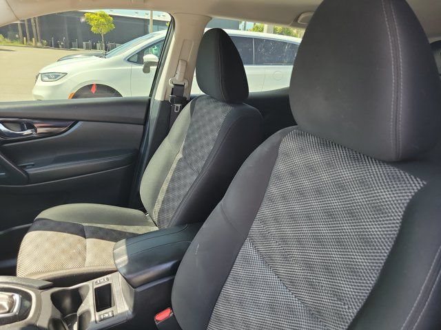 Used 2021 Nissan Rogue Sport SV FWD image 17