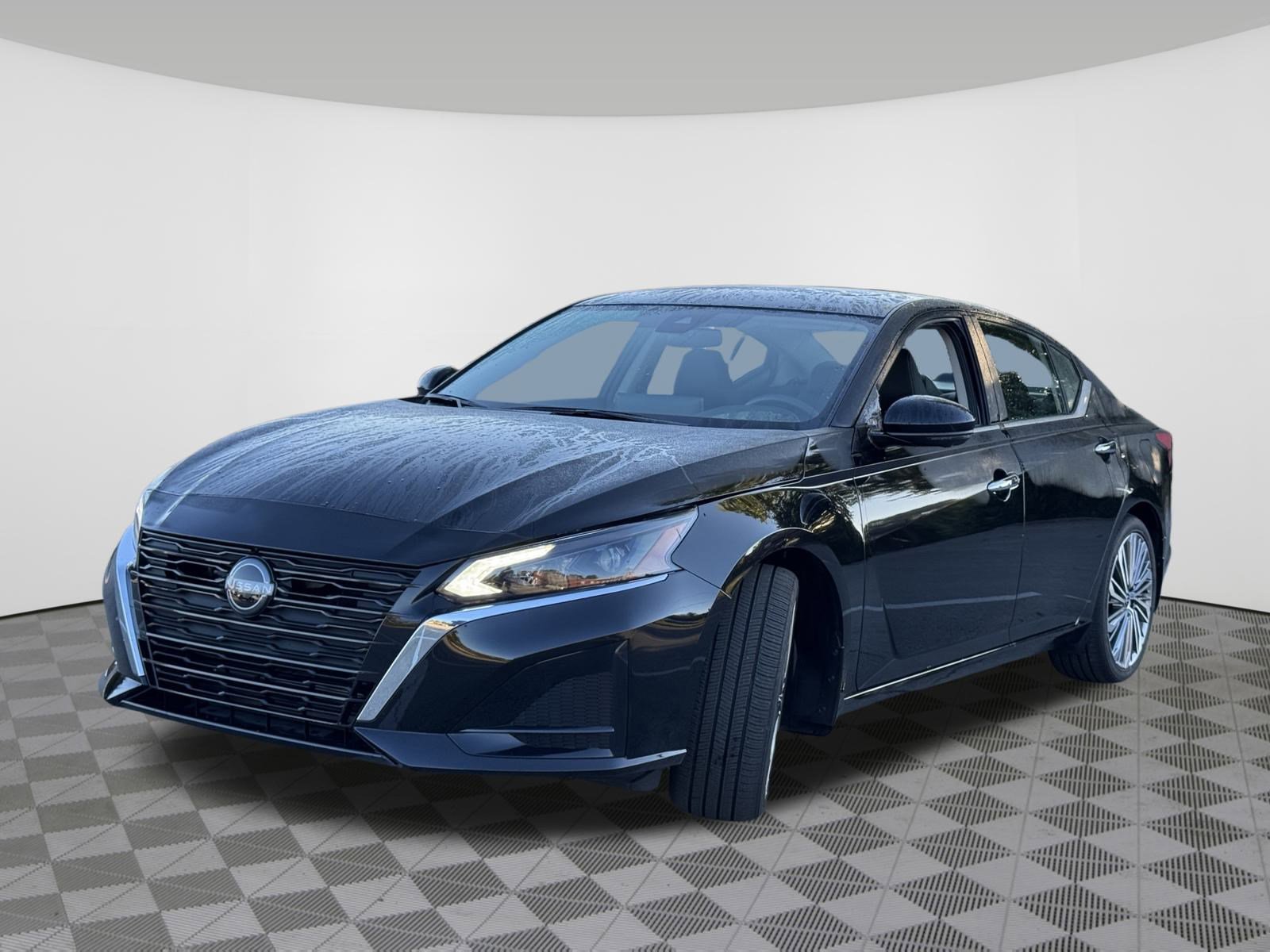 Used 2025 Nissan Altima 2.5 SL image 15