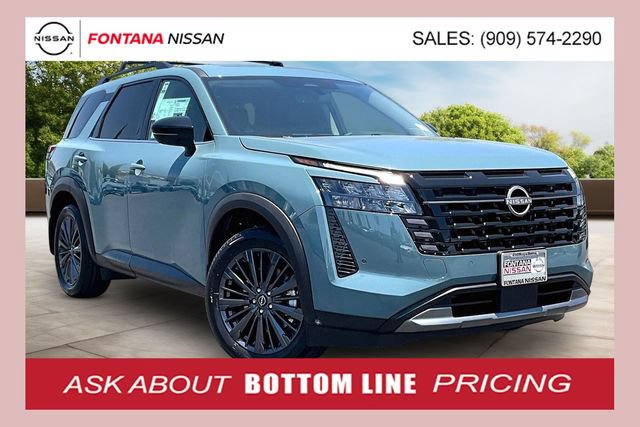 New 2026 Nissan Pathfinder SL w/ SL Premium Package (P04)