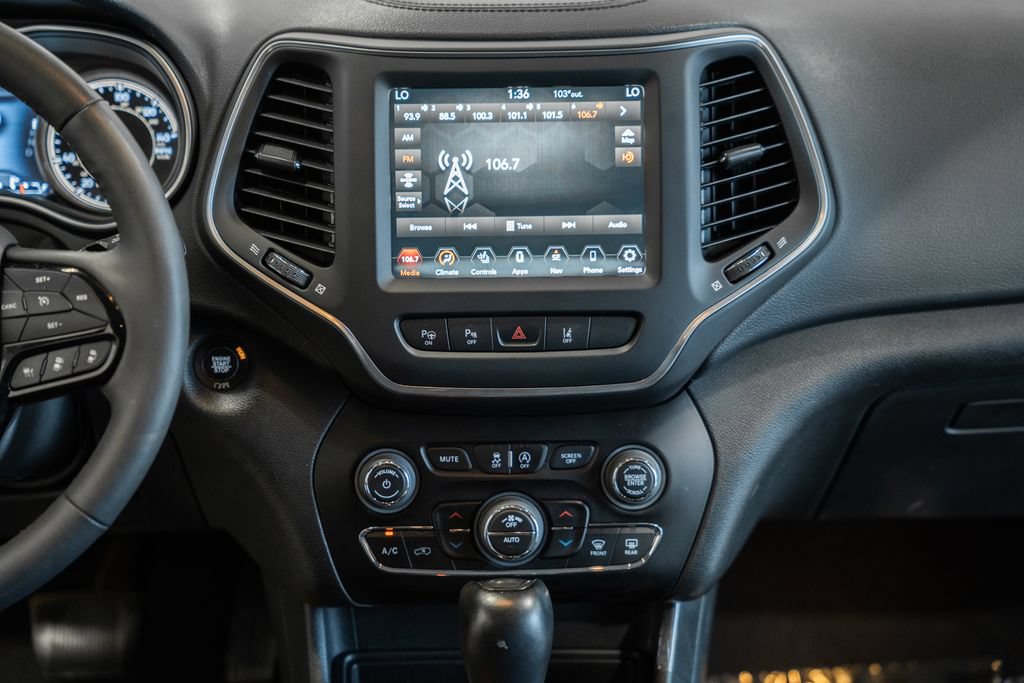 Certified 2023 Jeep Cherokee Altitude Lux AWD/4WD image 21