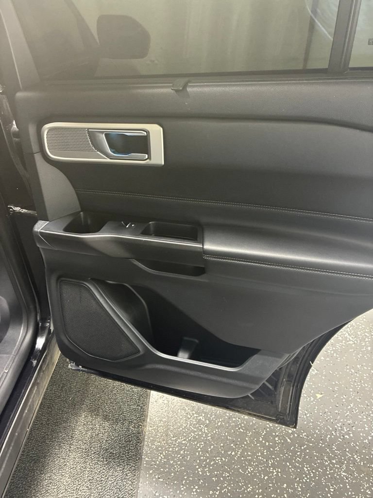 Used 2020 Ford Explorer Limited AWD/4WD image 31