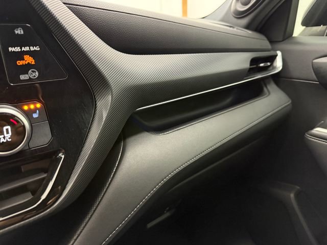 Used 2021 Toyota Highlander XSE FWD image 21