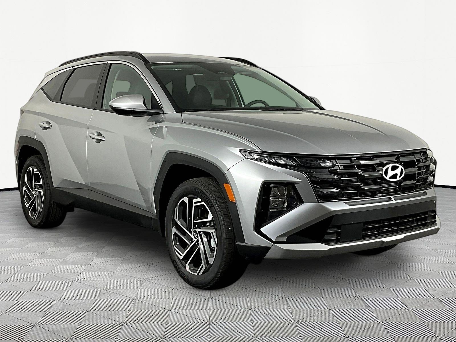 New 2026 Hyundai Tucson SEL Plus AWD/4WD image 3