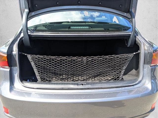 Used 2019 Lexus IS 300 RWD image 6