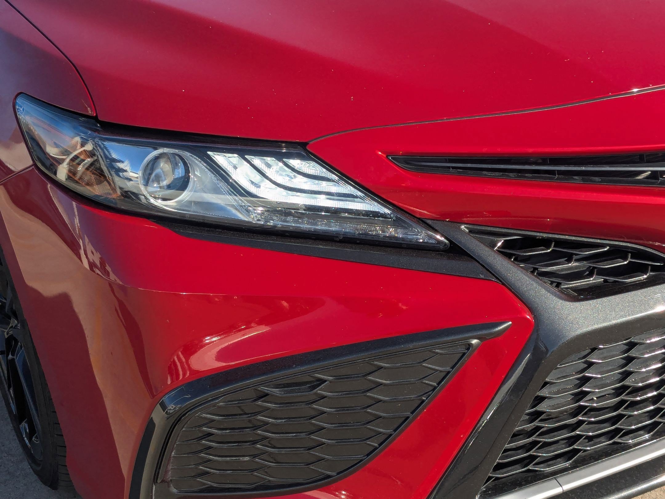 Used 2022 Toyota Camry XSE w/ Navigation Package image 11