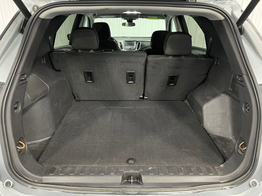 Used 2023 Chevrolet Equinox LT image 7