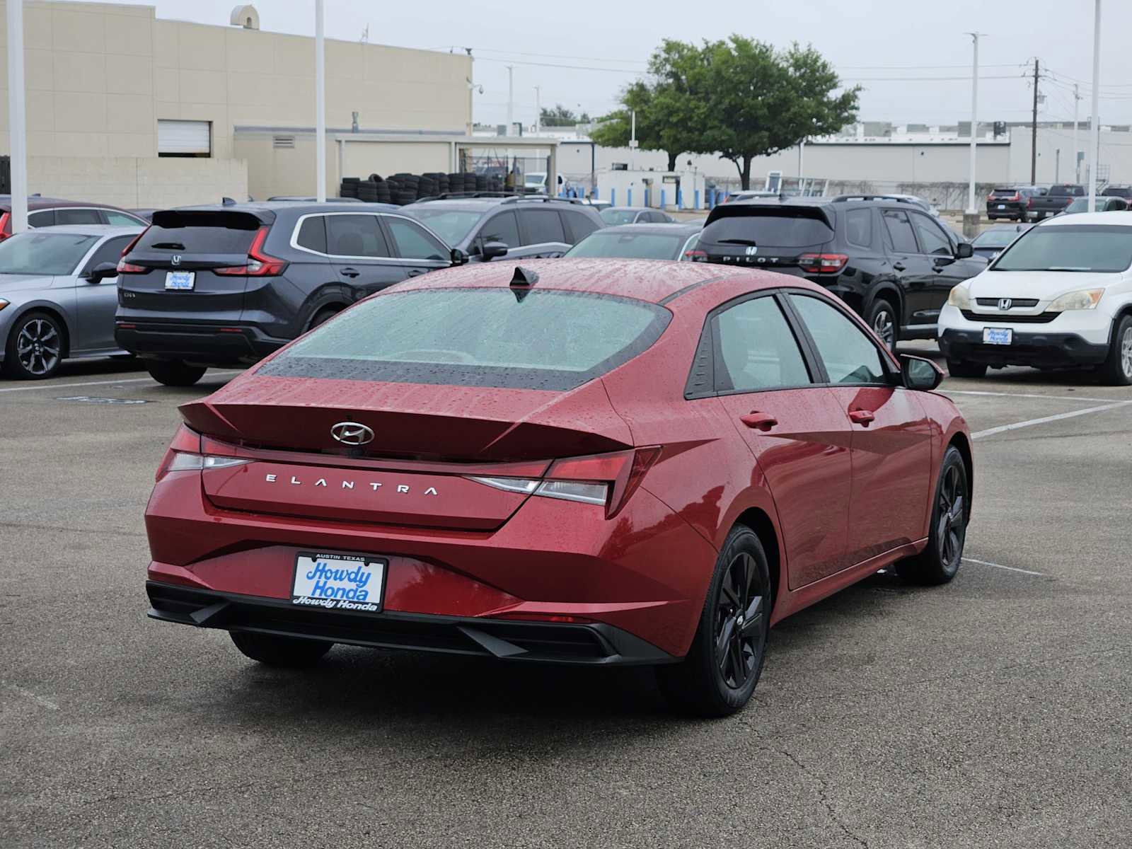 Used 2023 Hyundai Elantra SEL w/ Cargo Package FWD image 6