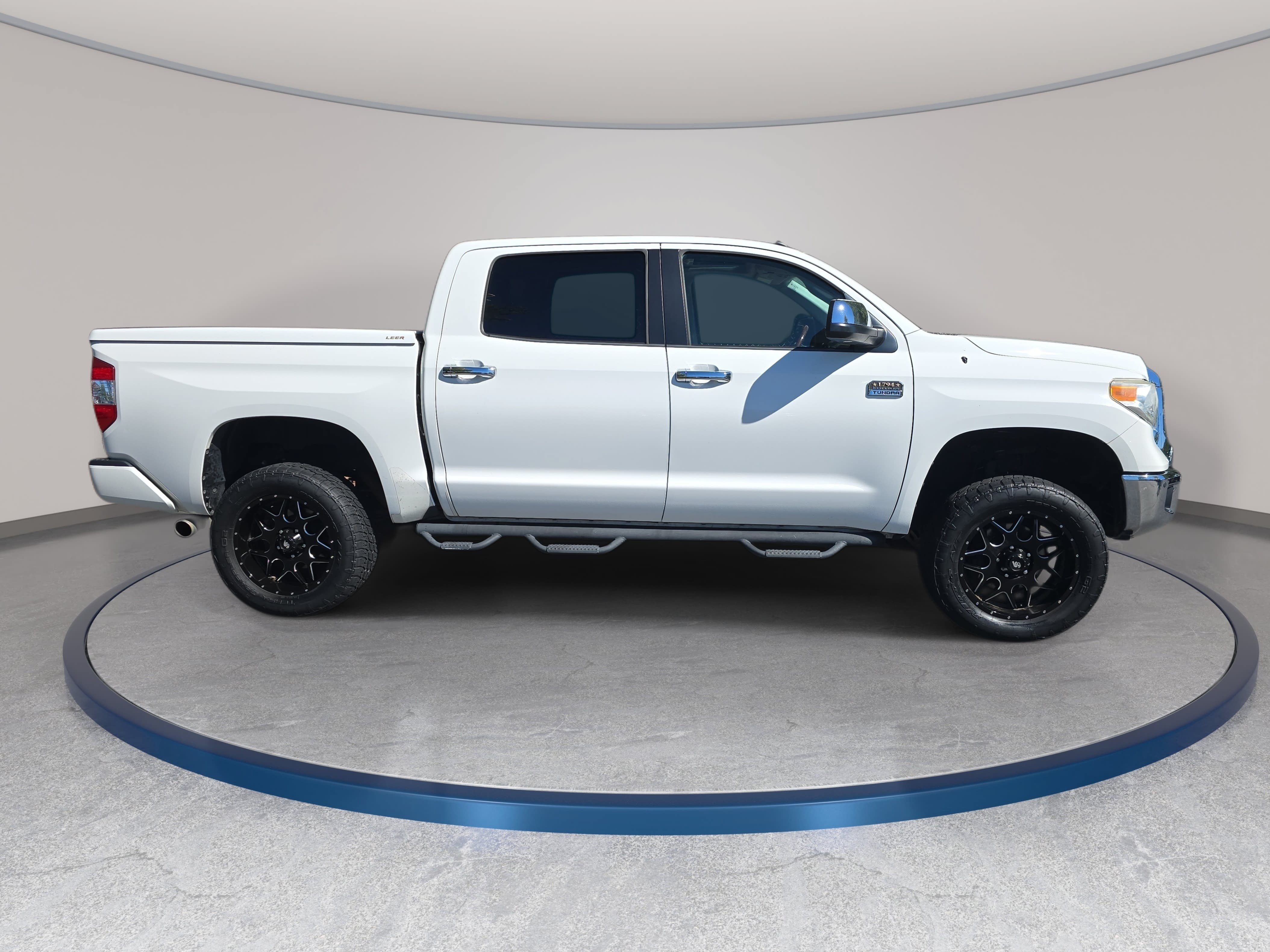 Used 2016 Toyota Tundra 1794 Edition AWD/4WD image 4