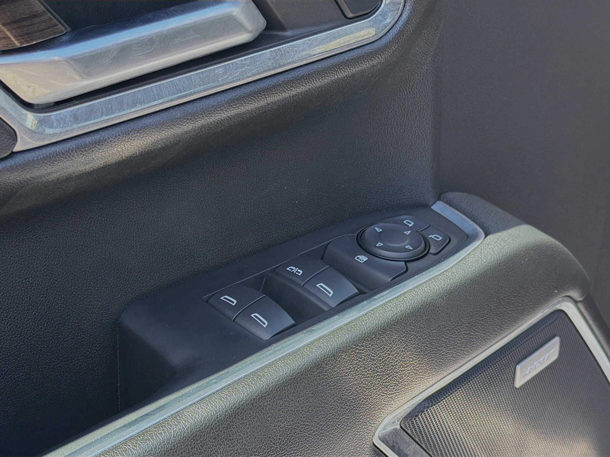 Used 2023 Chevrolet Silverado 1500 LT Trail Boss w/ Convenience Package II AWD/4WD image 22