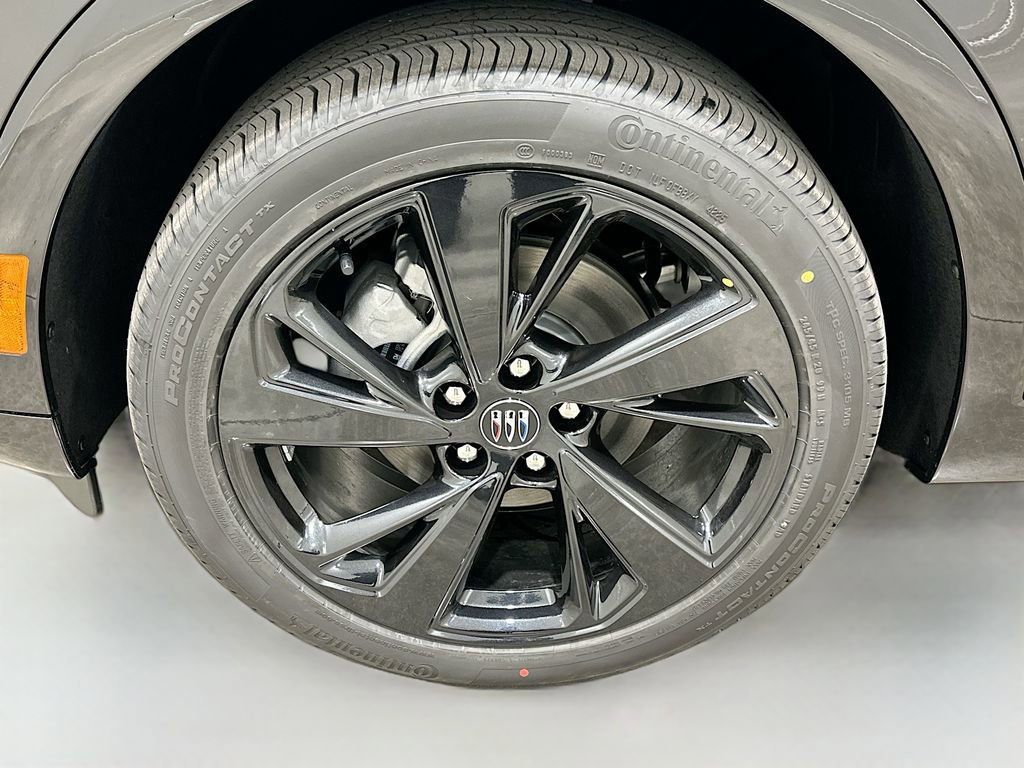 New 2026 Buick Envision Sport Touring image 10