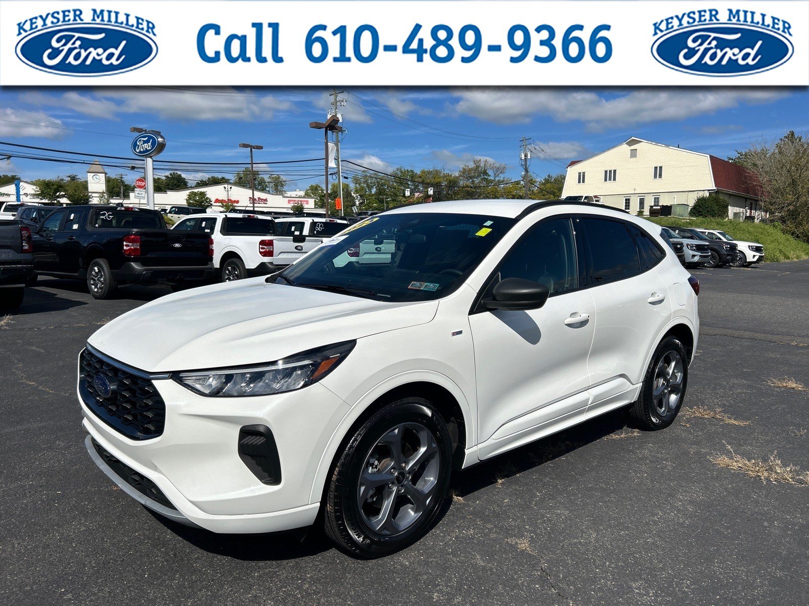 Certified 2023 Ford Escape ST-Line w/ Tech Pack #1 AWD/4WD image 1