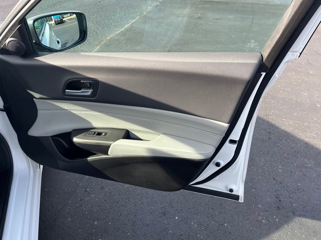 Used 2019 Acura ILX Premium Package image 28