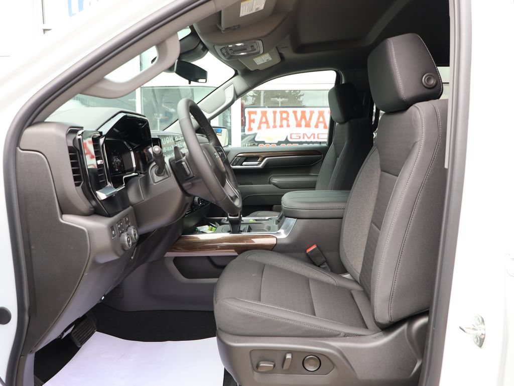 New 2026 Chevrolet Silverado 1500 LT Trail Boss w/ Convenience Package II AWD/4WD image 16