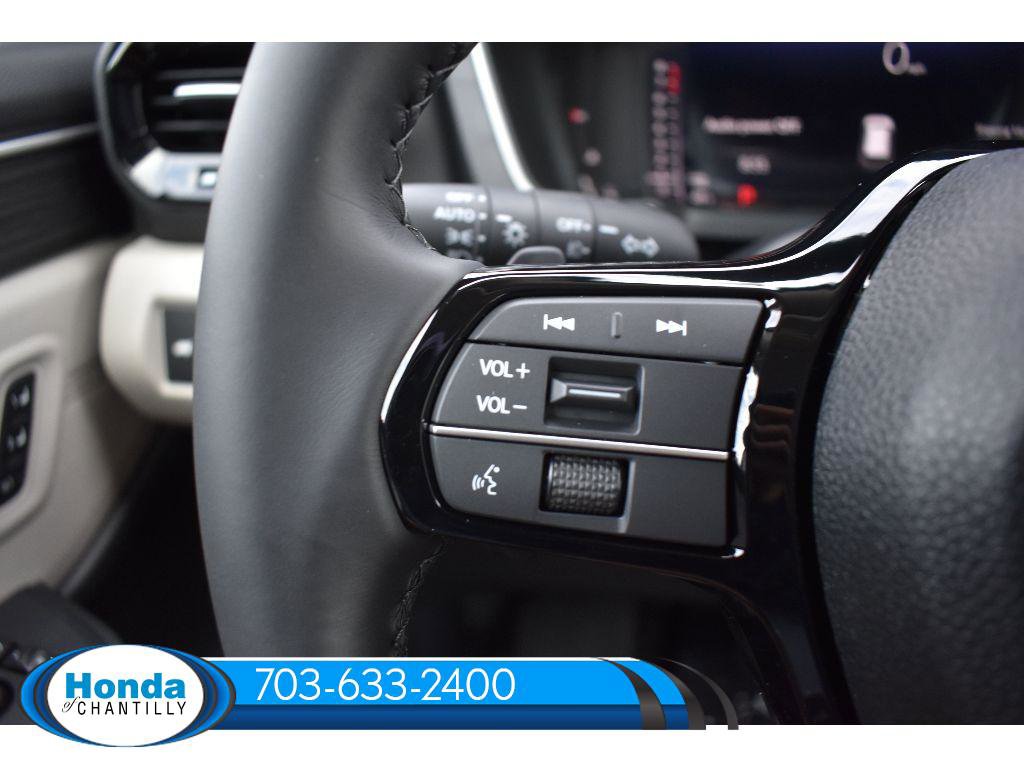 New 2026 Honda Pilot Touring image 12