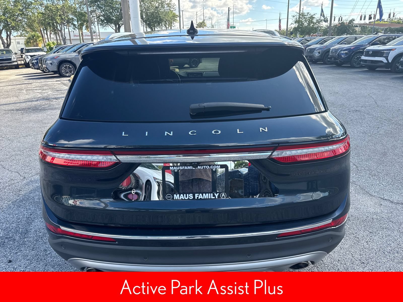 Used 2020 Lincoln Corsair Reserve w/ Equipment Group 201A FWD image 14