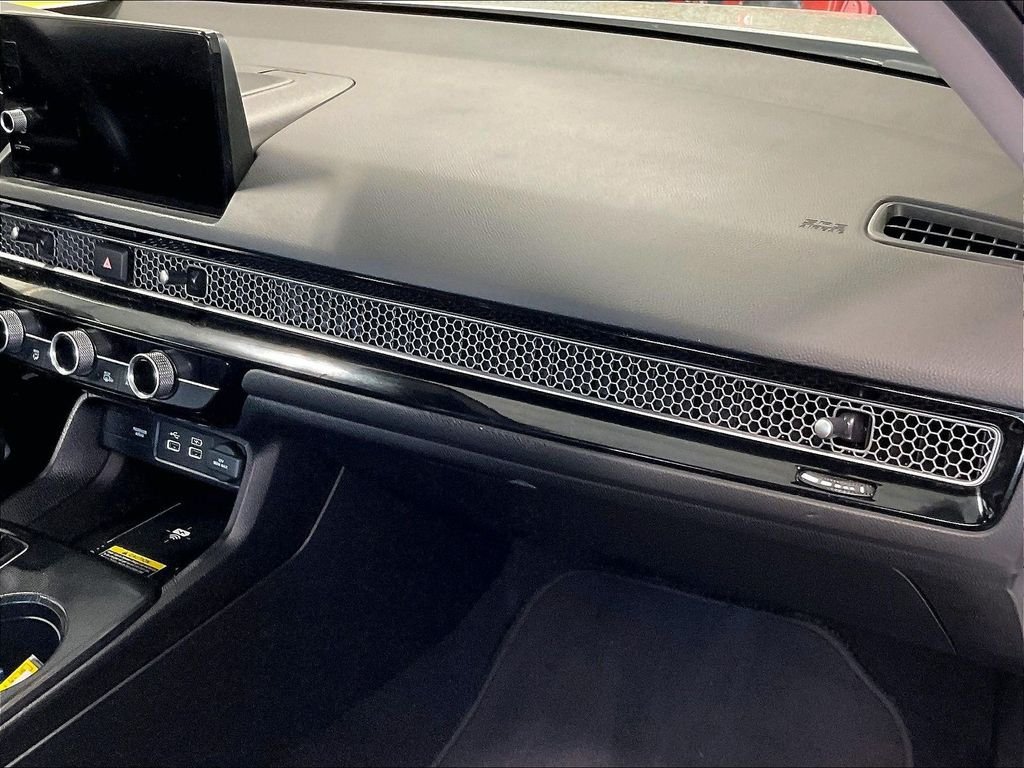 Used 2023 Honda Civic Touring image 13