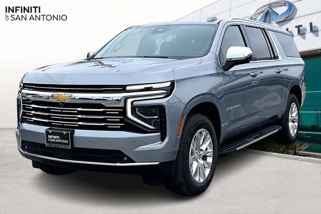 Used 2025 Chevrolet Suburban Premier AWD/4WD image 14